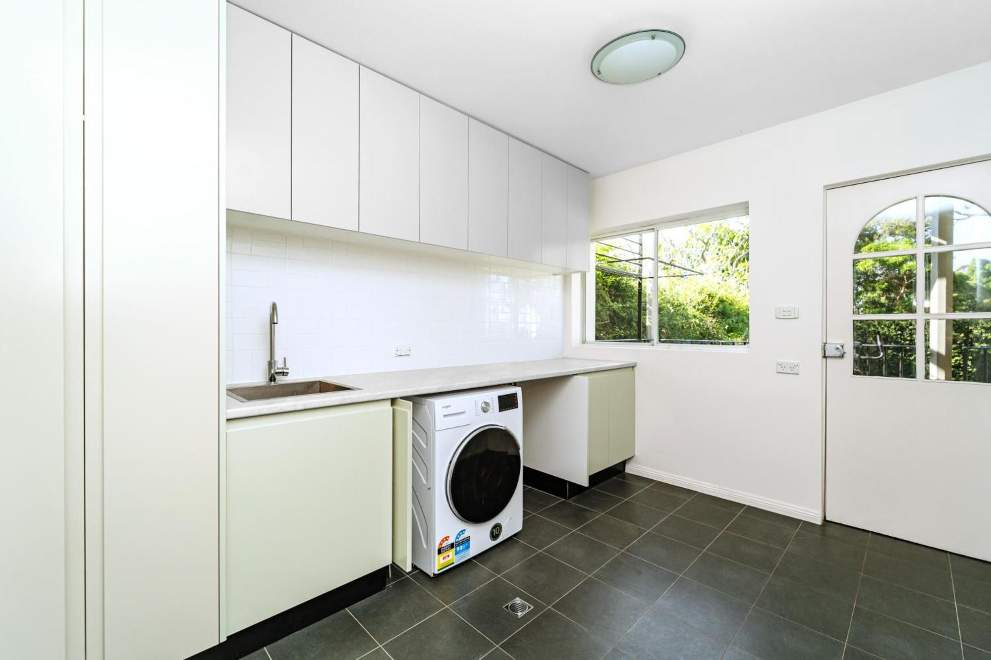 Holiday home Strathfield Stylish 6br House With Pool Tennis Sydney